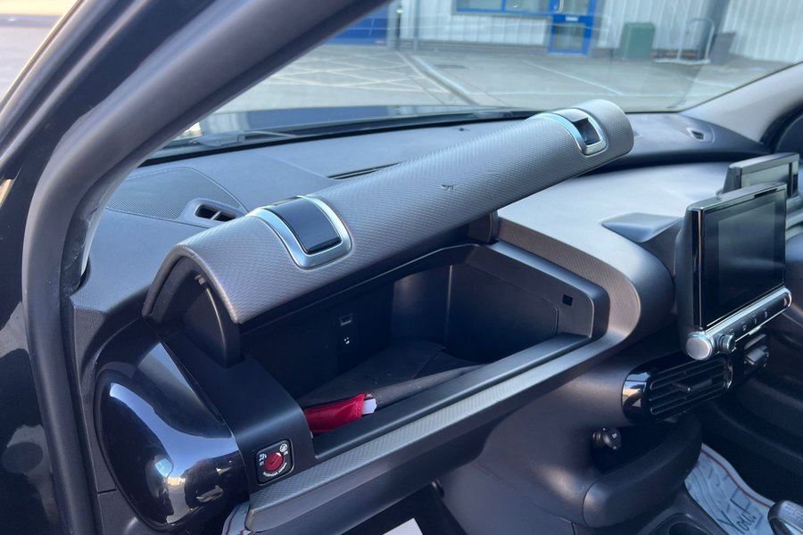 2015 (15) Citroen C4 Cactus Flair Blue Hdi 1.6