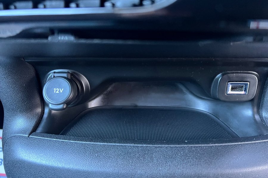 2015 (15) Citroen C4 Cactus Flair Blue Hdi 1.6