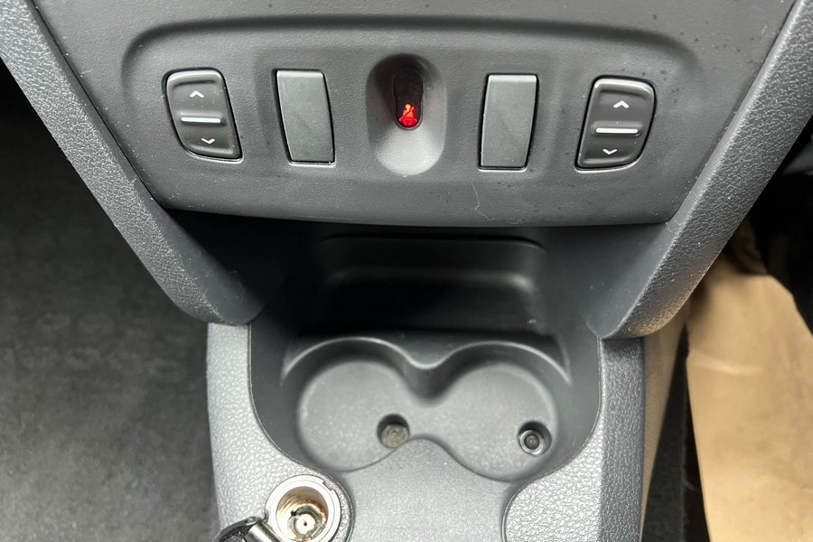 2014  (64) Dacia Sandero Ambience Tce 0.9 
