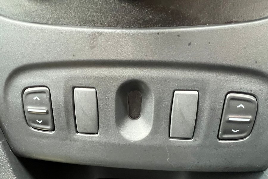 2014  (64) Dacia Sandero Ambience Tce 0.9 