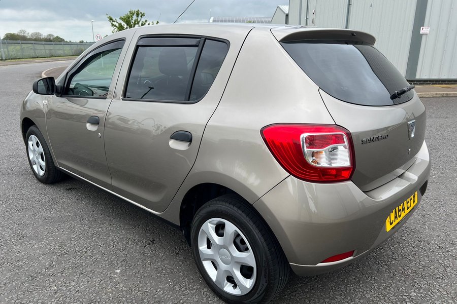2014  (64) Dacia Sandero Ambience Tce 0.9 