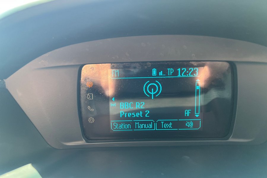 2014  Ford Grand C-Max Zetec 125 1.0 Ecoboost 