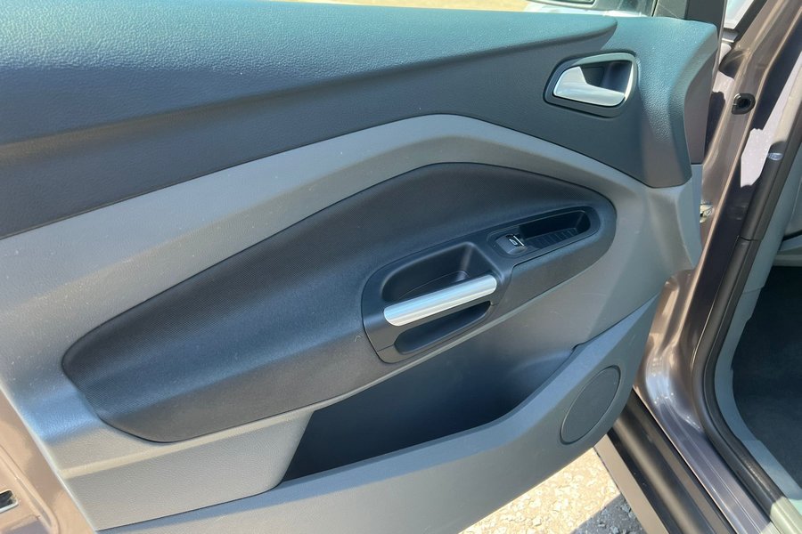 2014  Ford Grand C-Max Zetec 125 1.0 Ecoboost 