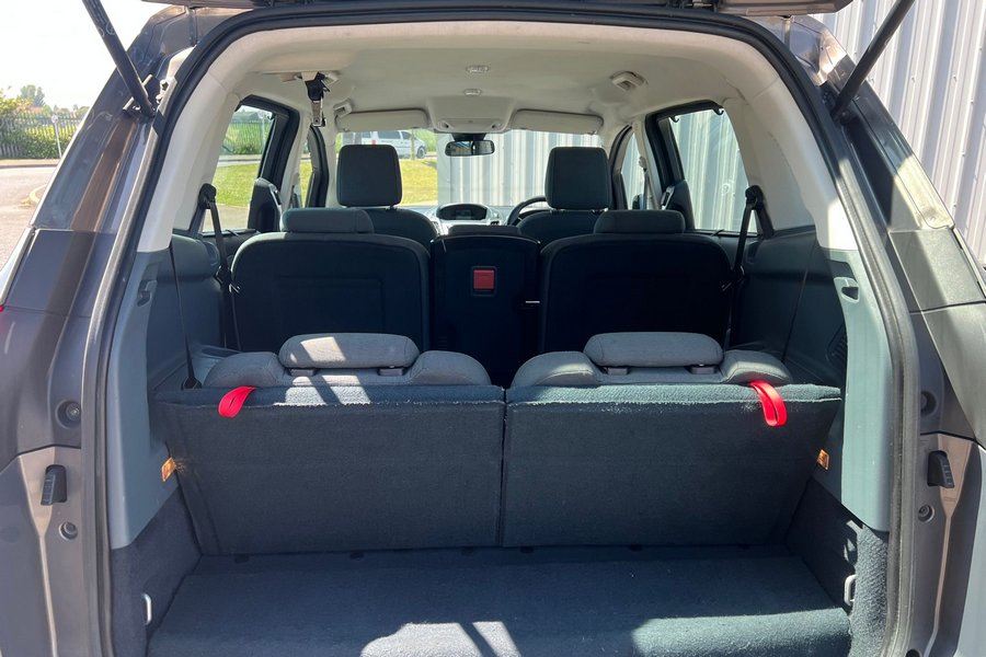 2014  Ford Grand C-Max Zetec 125 1.0 Ecoboost 