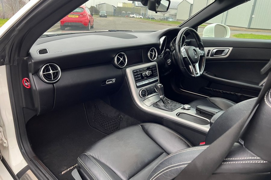 2012 (12) Mercedes 250 SLK AMG Sport CDI Automatic 