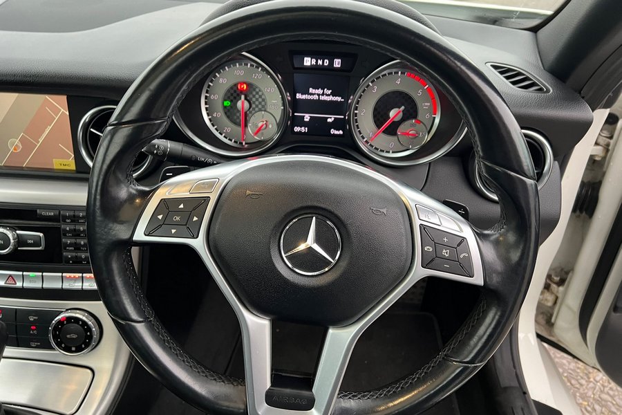2012 (12) Mercedes 250 SLK AMG Sport CDI Automatic 