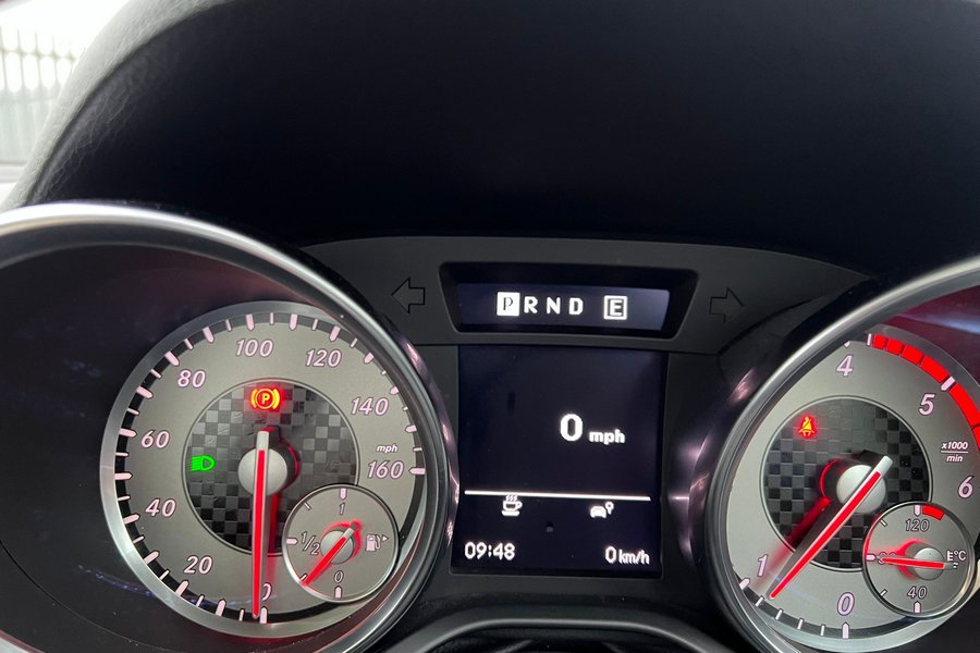 2012 (12) Mercedes 250 SLK AMG Sport CDI Automatic 