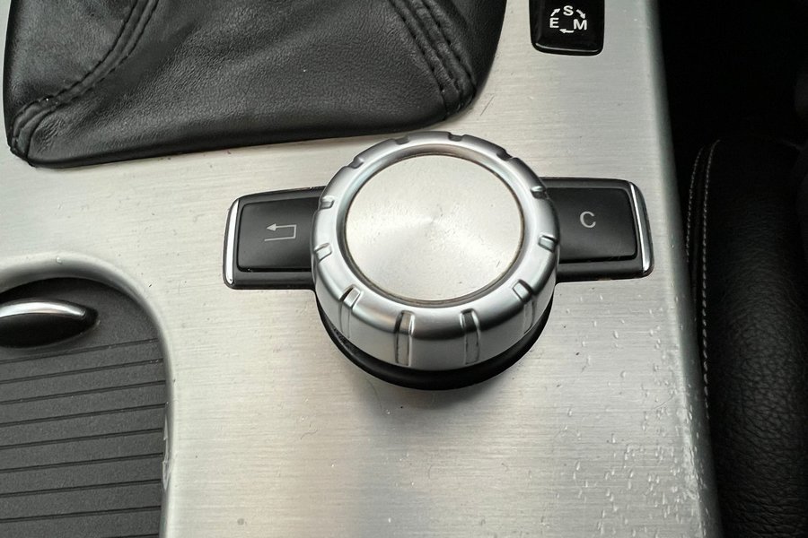 2012 (12) Mercedes 250 SLK AMG Sport CDI Automatic 