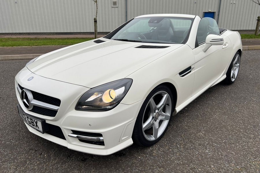 2012 (12) Mercedes 250 SLK AMG Sport CDI Automatic 