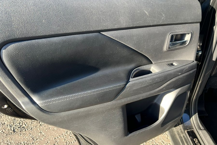 2013 Mitsubishi Outlander GX 4 Di-D 147 2.2 