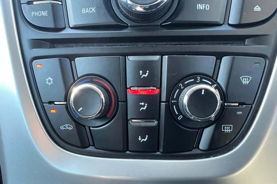 2013 (63) Vauxhall  Astra 1.6 SRI VVT Estate