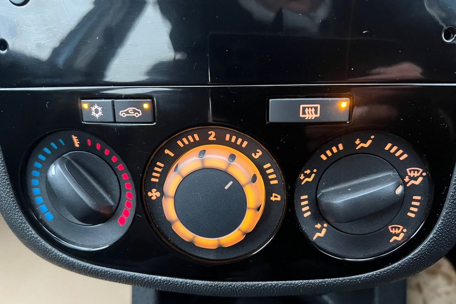 2014 (14) Vauxhall Corsa SE 1.4